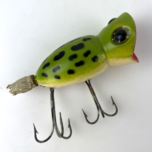 Leurre Hula Popper Rare Couleur Verte à Points Noirs – Pêche Original