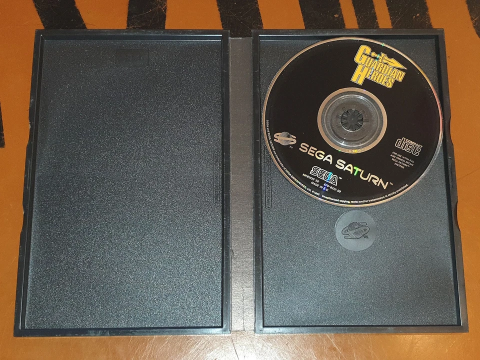 ## SEGA SATURN - Guardian Heroes (in OVP, aber mit Gebrauchsspuren) ## - Bild 2 von 2