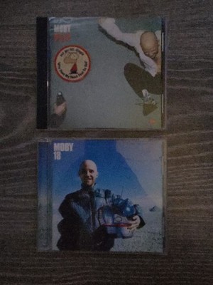 Moby CDs 18 und PLAY 2 Alben