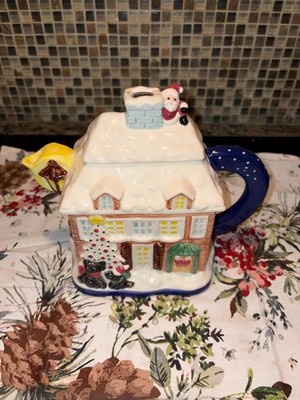 Noritake Twas The Night Before Christmas figural house teapot.