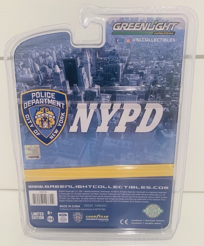 UH 1/64 Greenlight Police NYPD 2019 Ford F350 Dually Snow Plow Exclusive - Picture 3 of 3