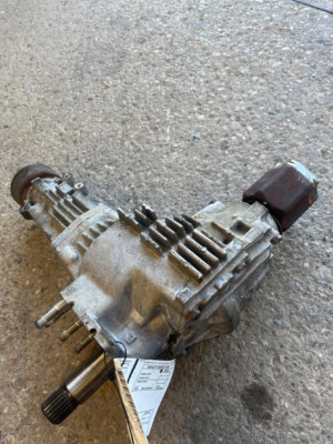 2009-2013 Toyota Matrix Transfer Case Assembly OEM