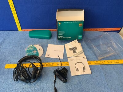 Logitech C910 HD Pro Webcam + H530 Headset Headphones