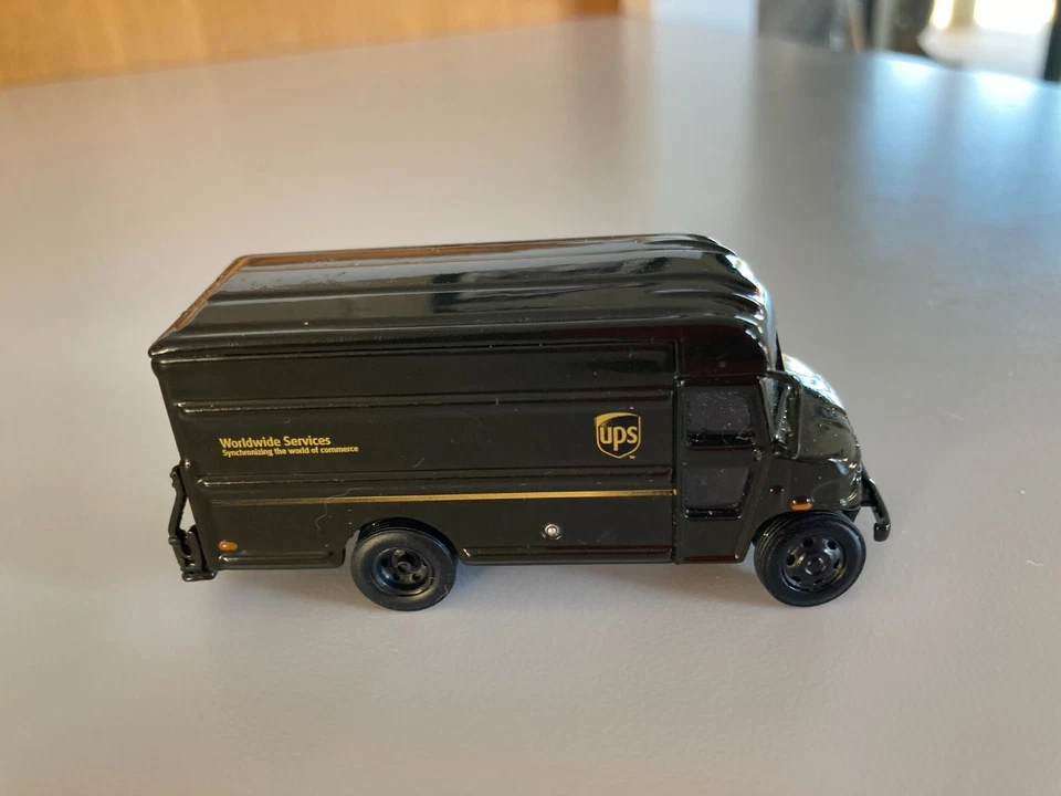HO 1:87 Norscot UPS P80 camion de livraison no box excellent état - Photo 3/4