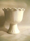 RED WING POTTERY USA 834 WHITE CANDY DISH VASE PLANTER 1960 2 RUFFLED RIM CHIPS