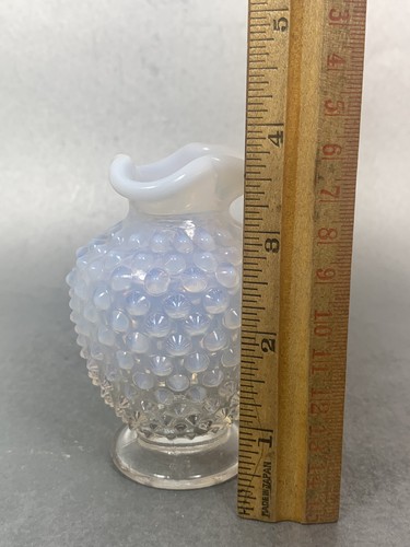 Fenton White Opalescent Ruffled Hobnail Small Bud Vase Vintage - Picture 11 of 13