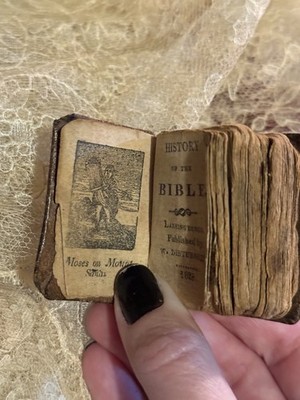 Antique 1825 Georgian Miniature  History Of The Bible  Rare W. Disternell RARE