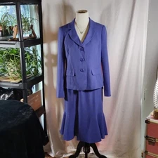 NWT Le Suit Elegant Purple/Merino Blue Blazer & Skirt Suit - Size 8