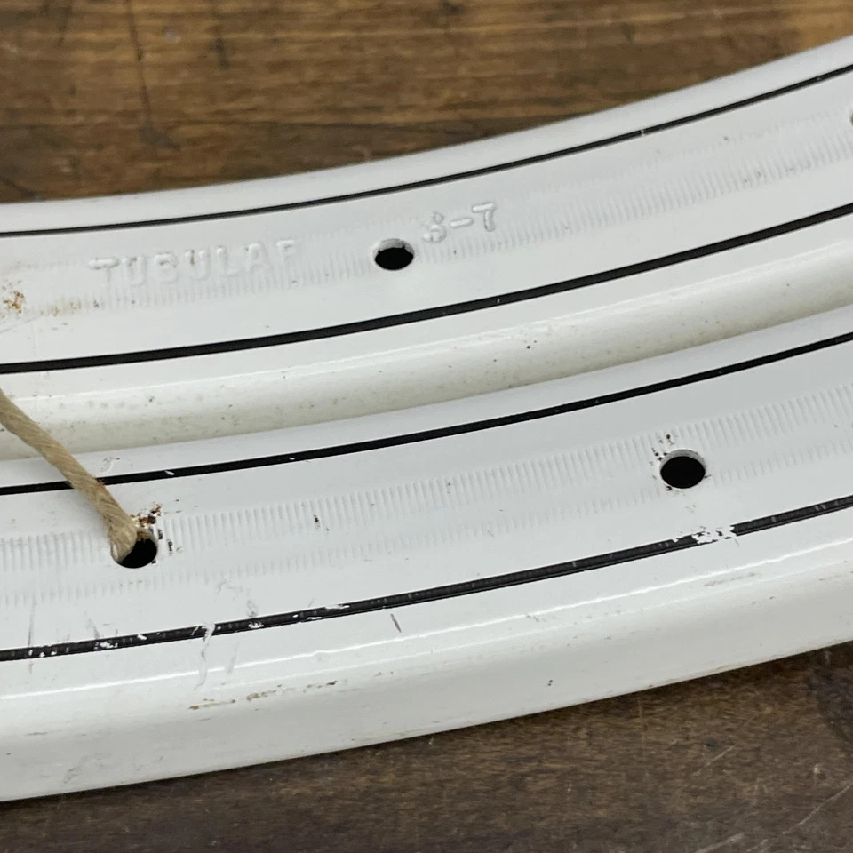 Aros tubulares de bicicleta vintage Schwinn S7 24 1 3/4 branco 24" NOS aro peso médio - Imagem 4 de 4