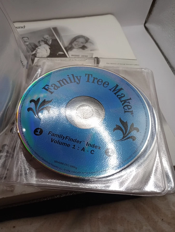 Broderbund Family Tree Maker 6.0 Set Incomplete 1998 - Image 3 of 4
