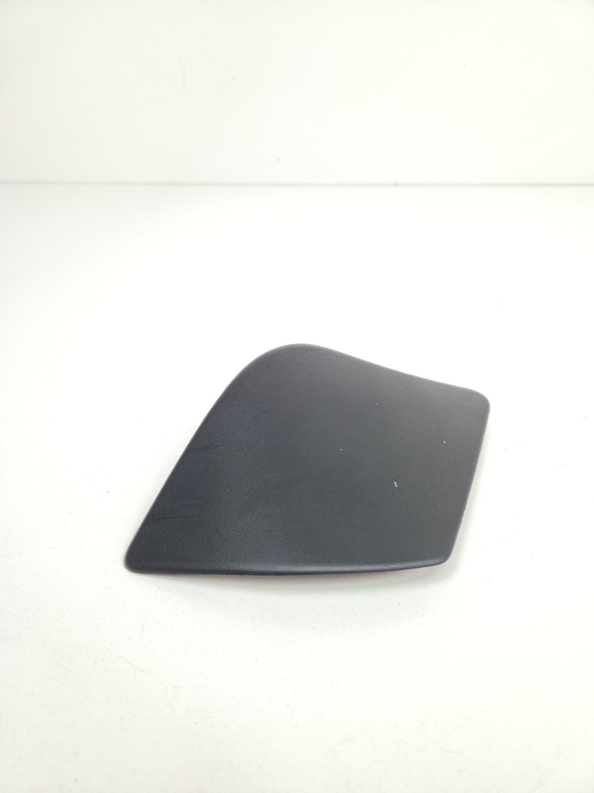 2015-2017 MCLAREN 675LT RIGHT SIDE LOWER DASH END CAP TRIM OEM 11N0128CP