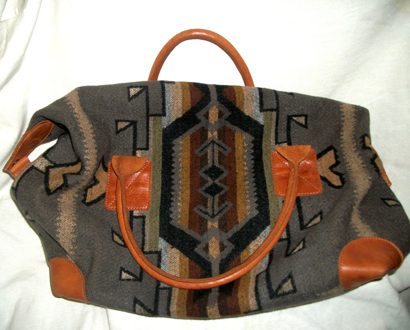 PENDLETON WOOLEN MILLS WOOL LEATHER WEEKENDER BAG… - image 9