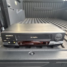 Magnavox VRT542 AT01 VHS Video Cassette Recorder 4-Head VCR MPN VRT542 