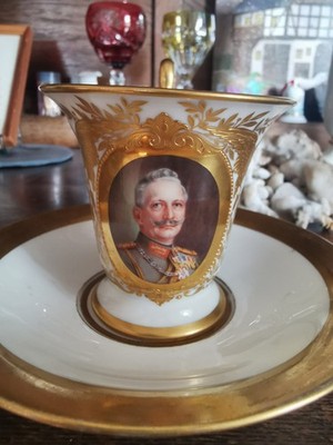 Antike Tasse mit Untertasse KPM Porzellan Kaiser Wilhelm Golddekor Um 1900
