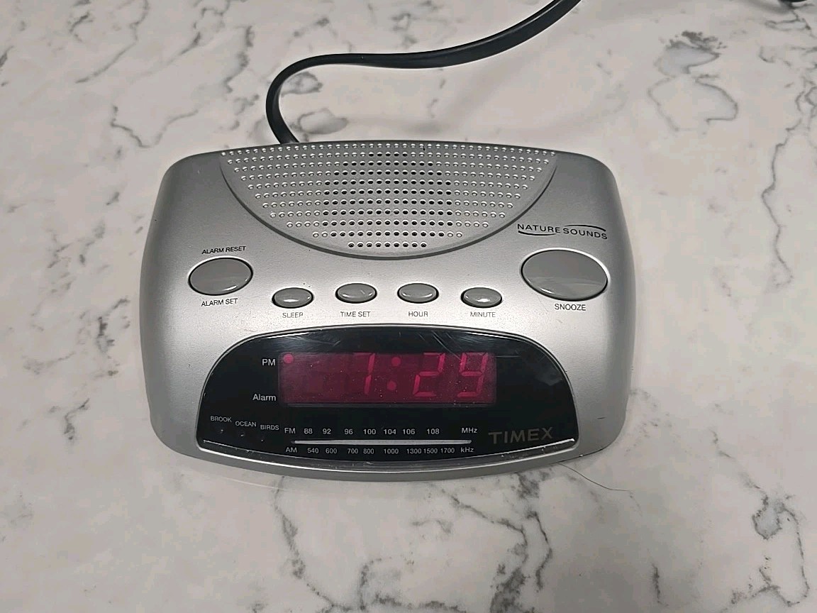 Radio Vintage 9v Backup Works Great