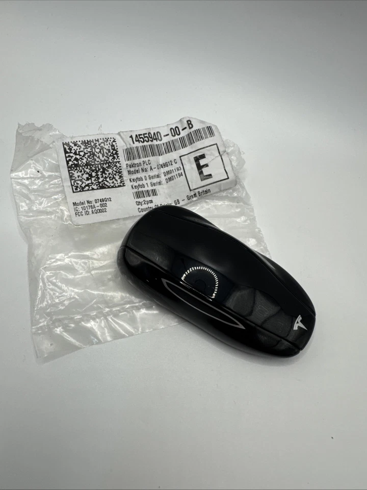 2014-2020 Tesla Modal S OEM Key Fob P 1455940-00-B - Image 2 of 3