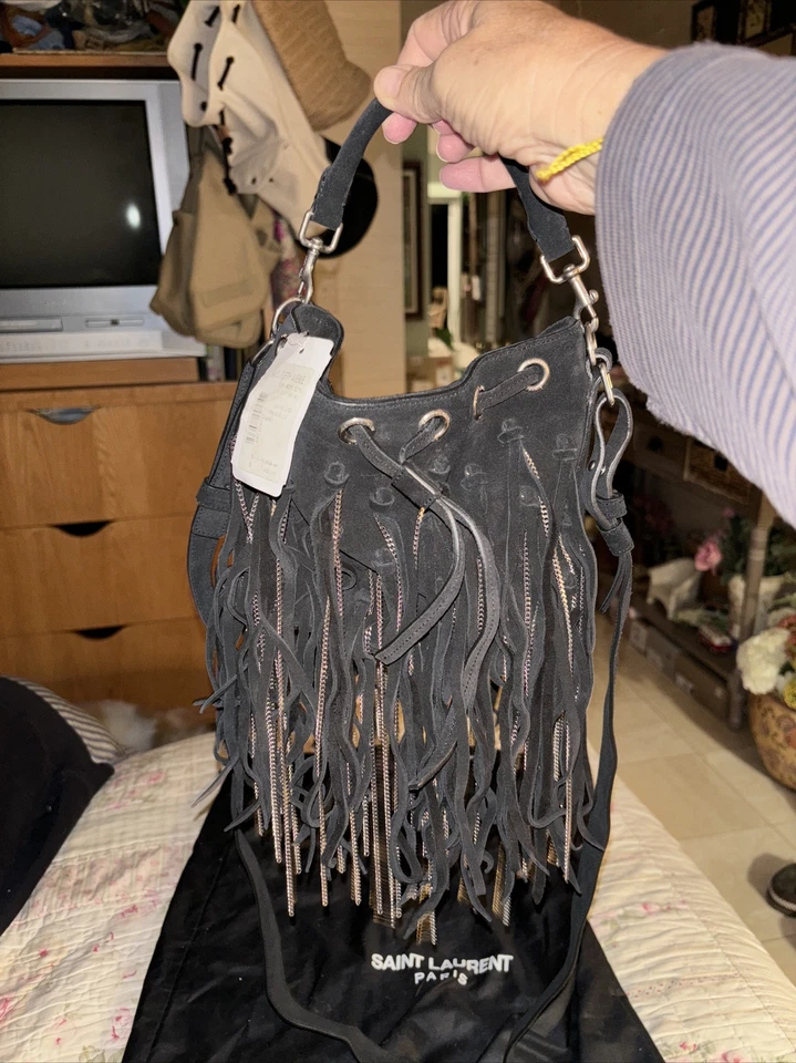 yves saint laurent Emmanuele Chain Suede Bucket Bag - Image 3 of 4