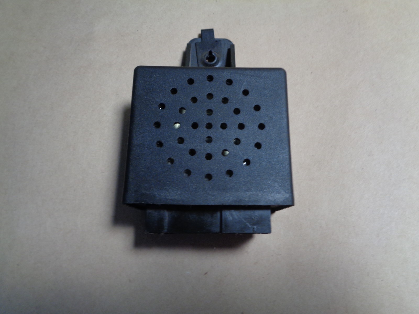 Ferrari Testarossa  Seat Belt Control Unit/ ECU, part # 133198