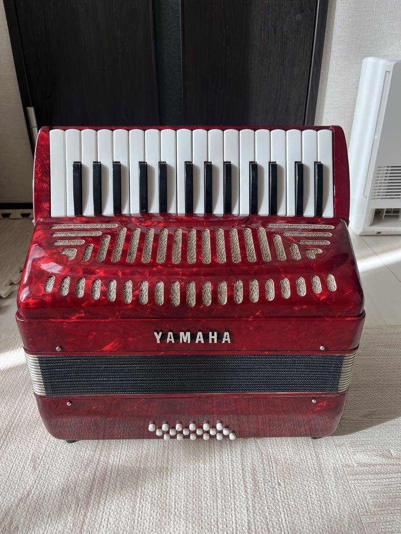 YAMAHA アコーディオン 18ベース 30鍵盤 8905 Excellent