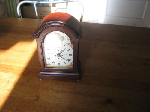 Rutherford Jedburgh Roger Lascelles Kamin Quarz Uhr, England, Germany