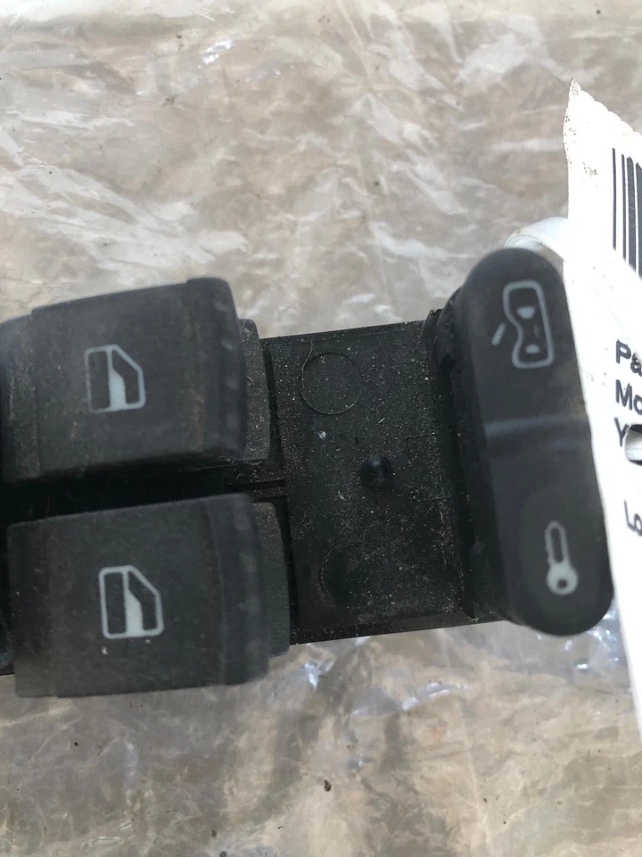 2000 VOLKSWAGEN PASSAT Front Power Master Window Switch Control Driver Left OEM - Image 3 of 4