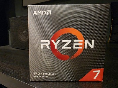 AMD Ryzen 7 3700X AM4 CPU Prozessor (Boxed mit Wraith Prism Kühler) + OVP