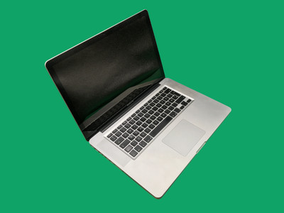 MacBook Pro A1286 15'' Early 2011 (i7-2720QM, No RAM, No HDD) FAULTY (2)