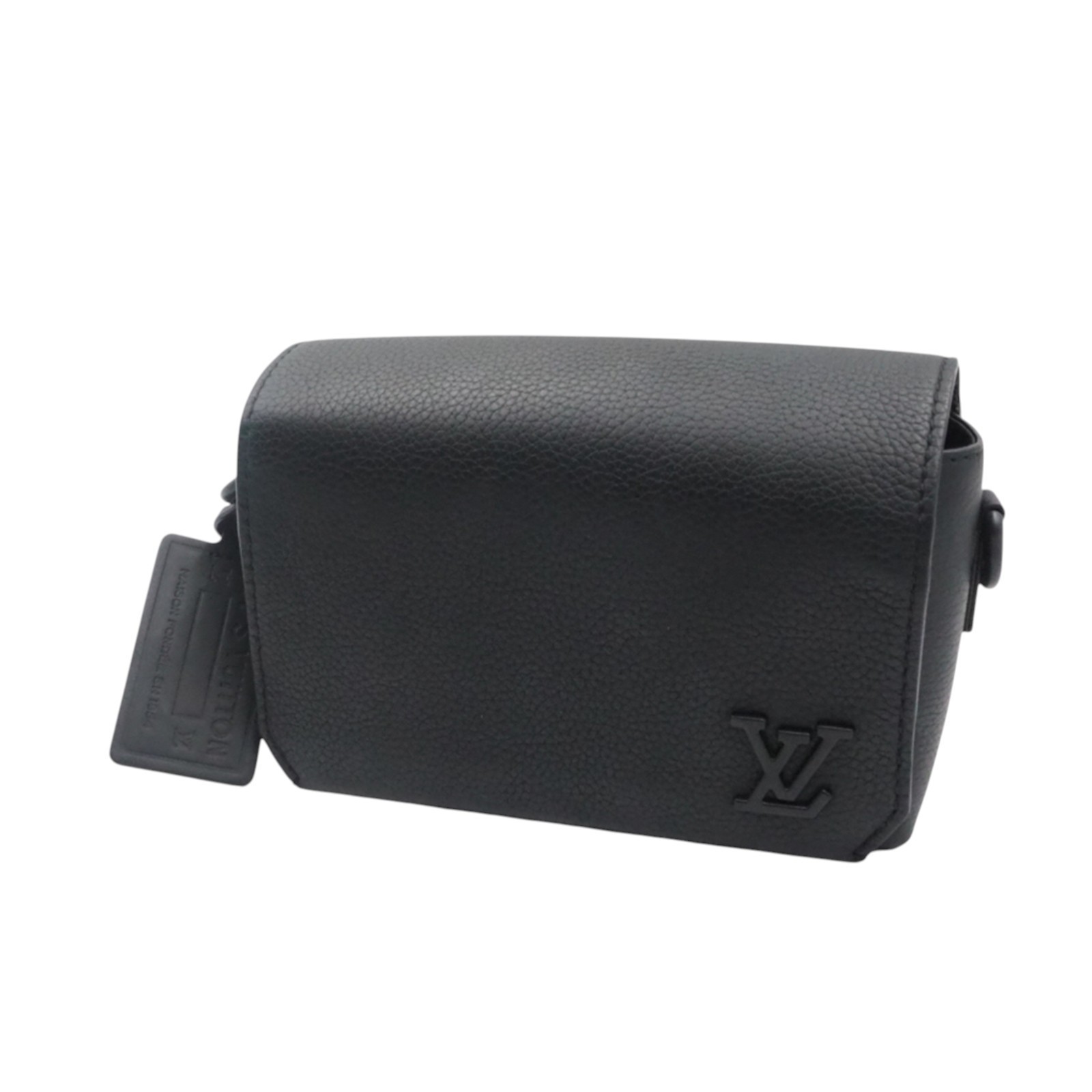 Louis Vuitton M82085 Fastline Wearable Wallet Shoulder Bag image 3