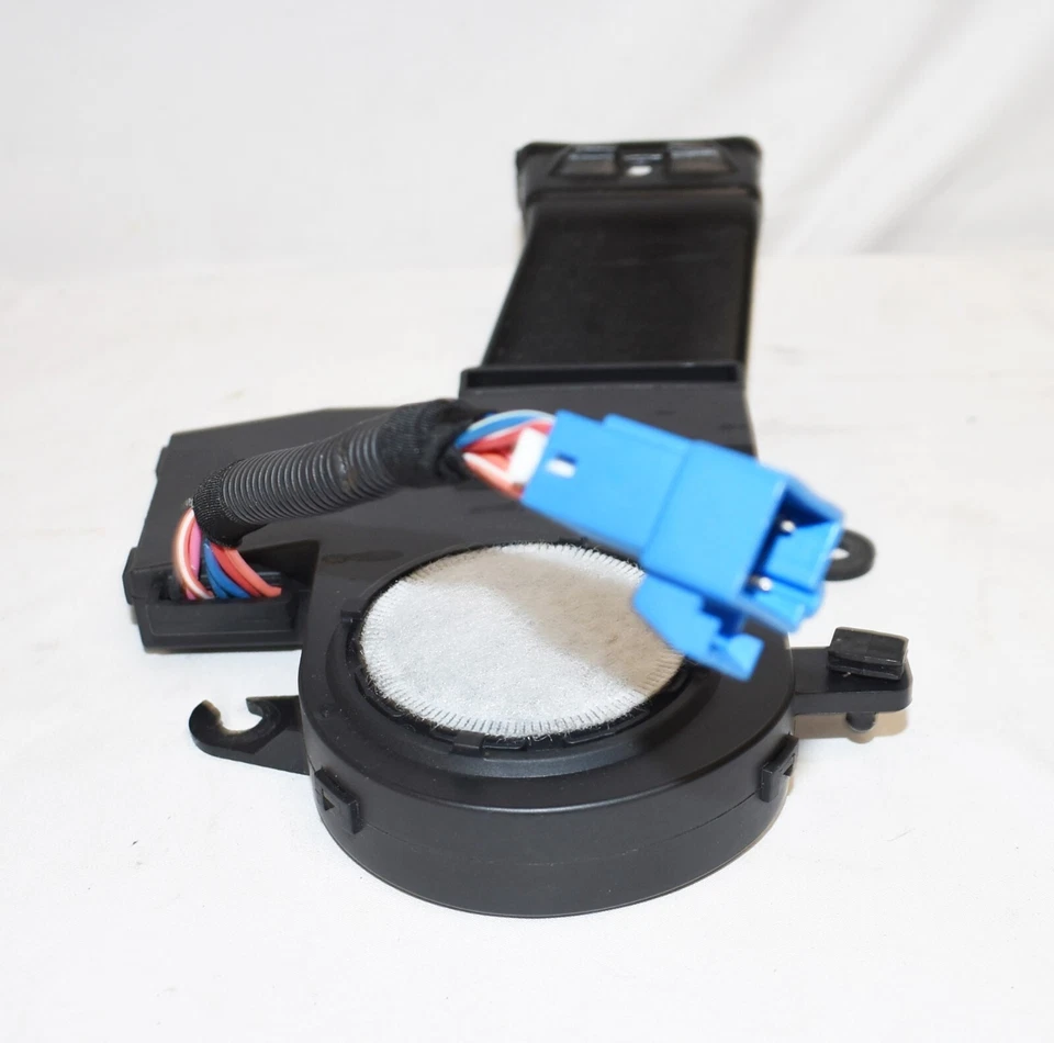 12 13 14 Tahoe Yukon Escalade Silverado Bottom Seat Blower Motor 22873117 B3E01 - Image 3 of 4