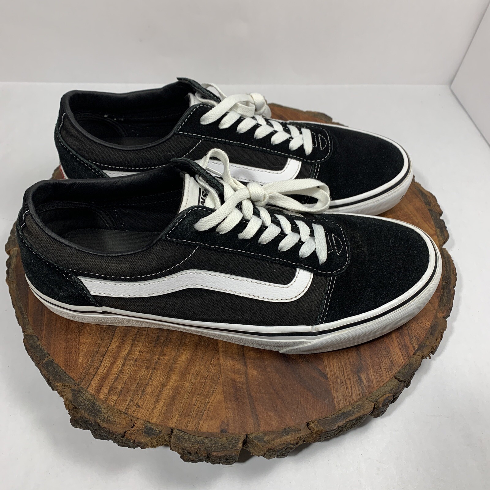 Vans Off The Wall Black Mens Sneakers Size 9.5 Great Preowned Condition-image