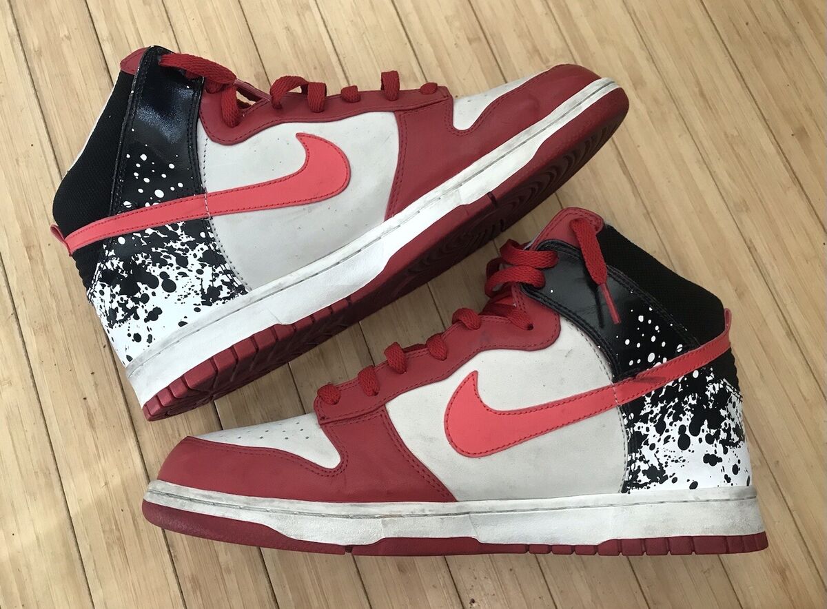 Nike Dunk High Blood Splatter Premium 2009 size 12 Red Black Nike Dunk High Blood Splatter Premium 2009 size 12 Red Black