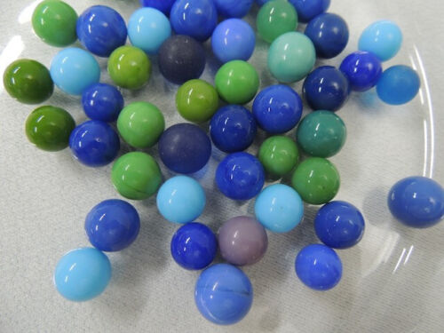 57 Vintage Opaque Blue & Green Marbles 0.50 to 0.66" - Chinese Checkers - - Picture 3 of 11