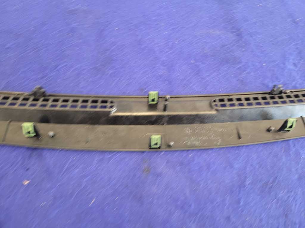 Picture 7 of 12