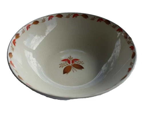 Vintage Universal Ballerina vegetable bowl chipped (12)