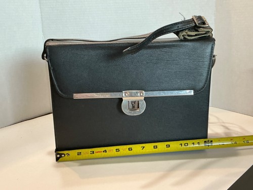 Vintage Polaroid 350 Automatic Land Camera With Case-Manual-Lots of Accessories - Picture 16 of 16