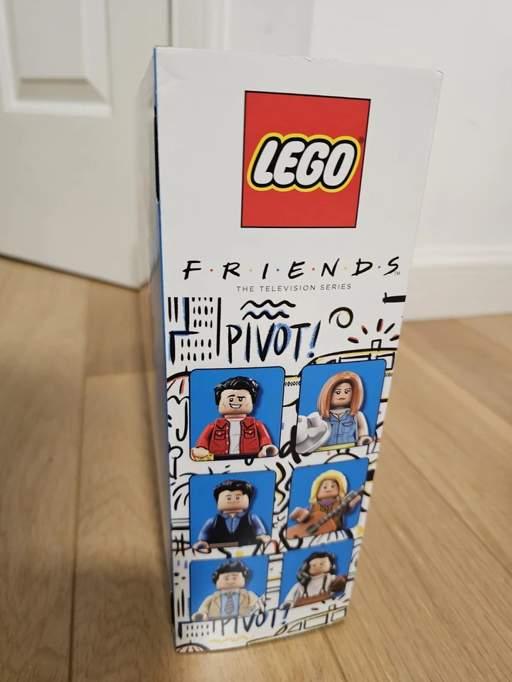 LEGO Friends 21319 Central Perk Building Kit - Brand New In Sealed Box (#1) - Image 4 of 4