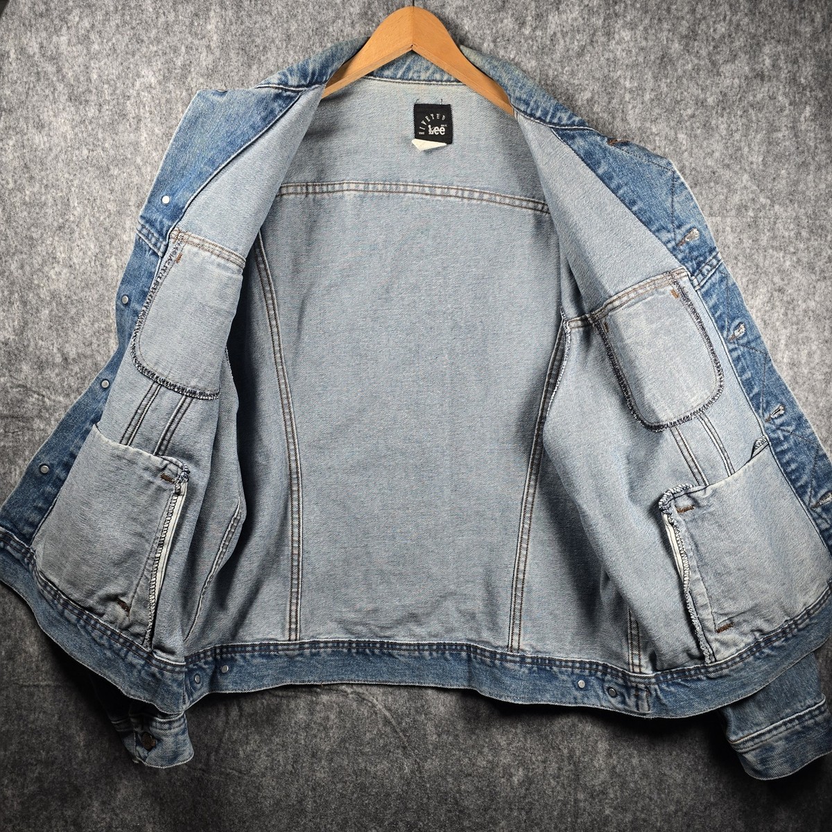 Vintage Denim Jacket Lee Riveted Men's XL Made in USA 100% Cotton