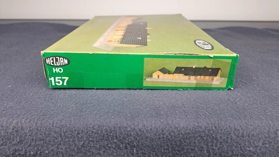 HO scalemodel 157 heljanrailway station SEALED NEW - Image 2 of 4