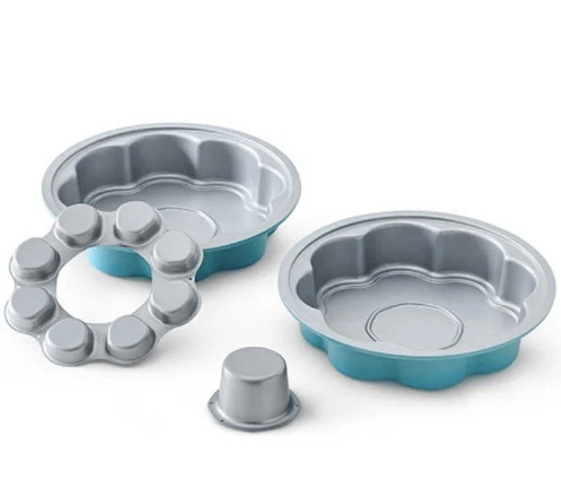 Pampered Chef Secret Center Cake Pan Set 100666 NIB