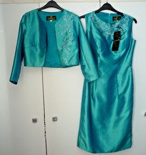 BNWT Gino Cerruti London Teal Satin Feel Lace & Beaded Suit Size 10