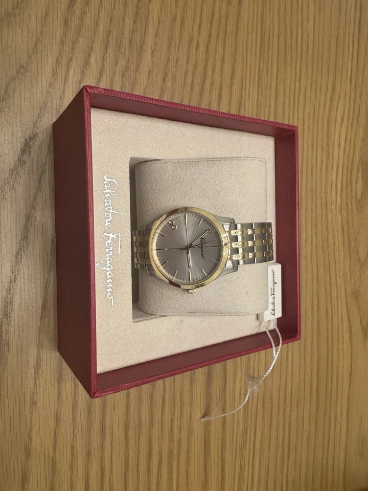 Salvatore Ferragamo Ferragamo Slim Quartz Silver Dial Ladies Watch SFUC00421 - Image 2 of 4