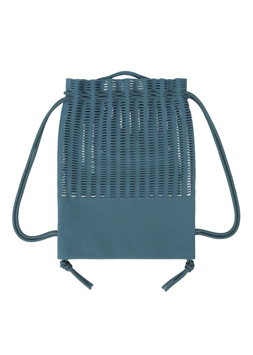 バッグ GOOD GOODS ISSEY MIYAKE MOKKO KNAPSACK MOKKO KNAPSACK – ISSEY MIYAKE ONLINE STORE