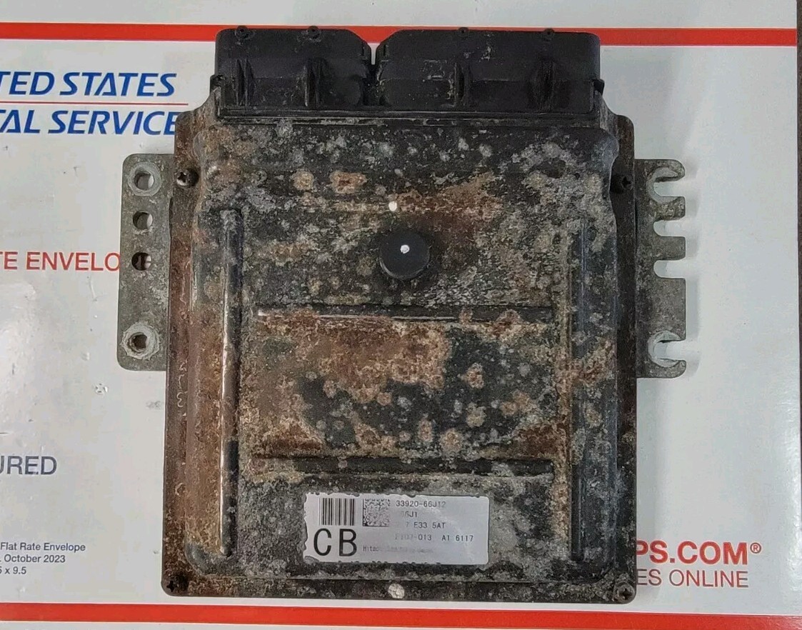 2006-2007 Suzuki Grand Vitara 2.7L A/T Engine Computer 33920