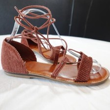 American Eagle Sandals Size 8 Corduroy Flat Strappy Gladiator Ankle Wrap Spice