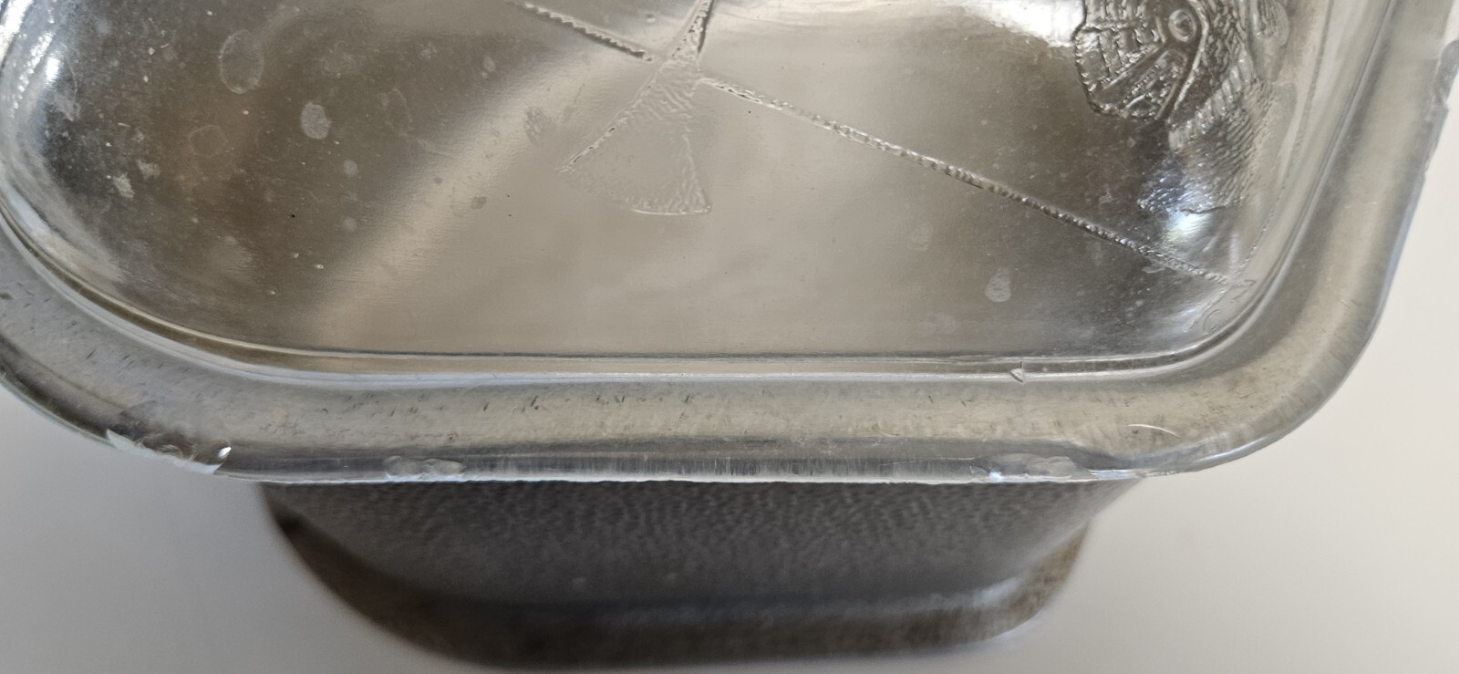 Vintage Guardian Service Cookware 4 Piece 2 Triangle Serving Oven Dishes w/Lids 