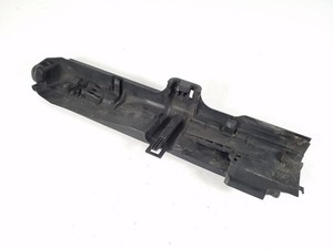 BMW 3 E90 E91 2010 Links Halterung Kühler 7524912 Diesel 170kW EZE37462
