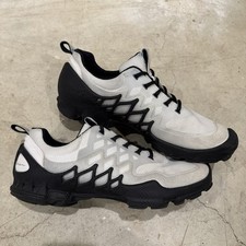ECCO Womens Biom Aex Luxe Hydromax Water-Resistant Trainer SZ 39 Black White