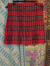 Men's Scottish Design Tartans Red Kilt Traditional Pleated Front size 42 EUC