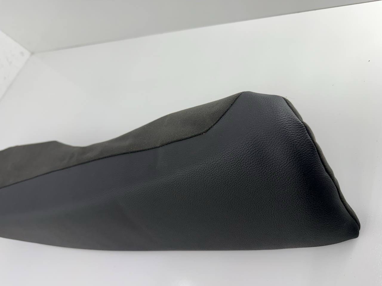 2014-2021 MASERATI GHIBLI Q4 REAR Right SIDE SEAT BOLSTER CUSHION BLACK 