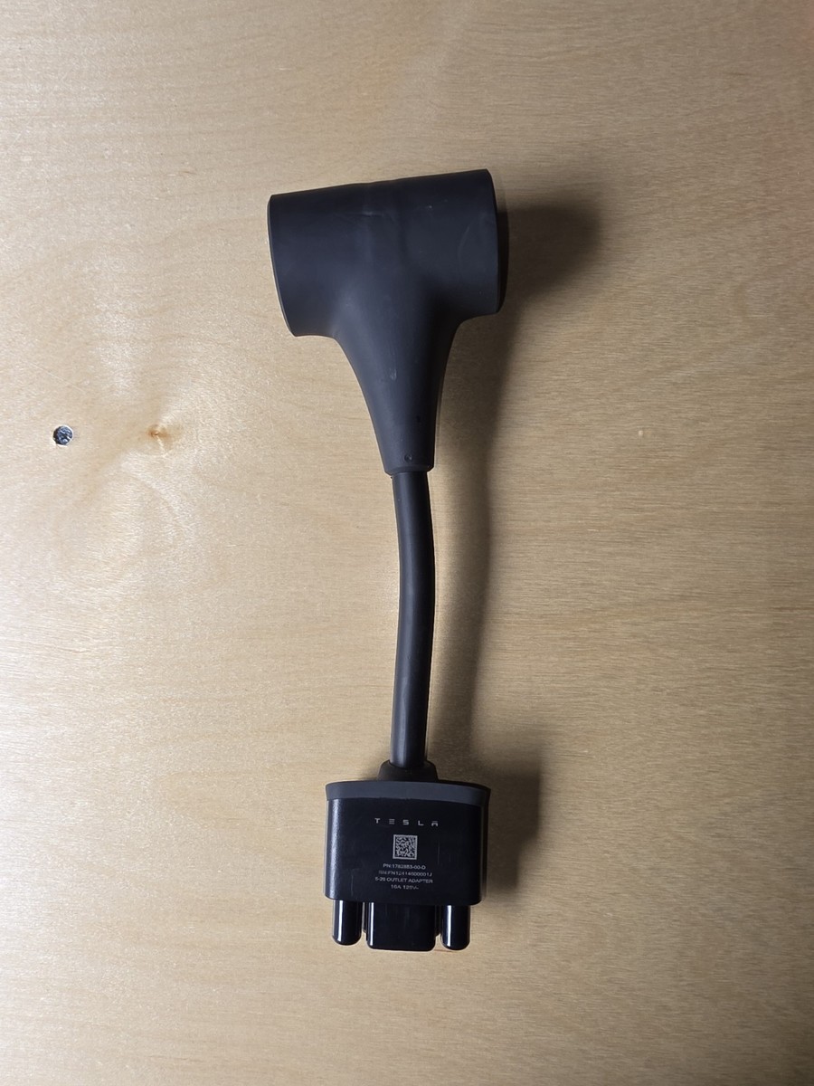 Tesla Gen Mobile Connector NEMA 5-20 Bidirectional Powershare - Main Image